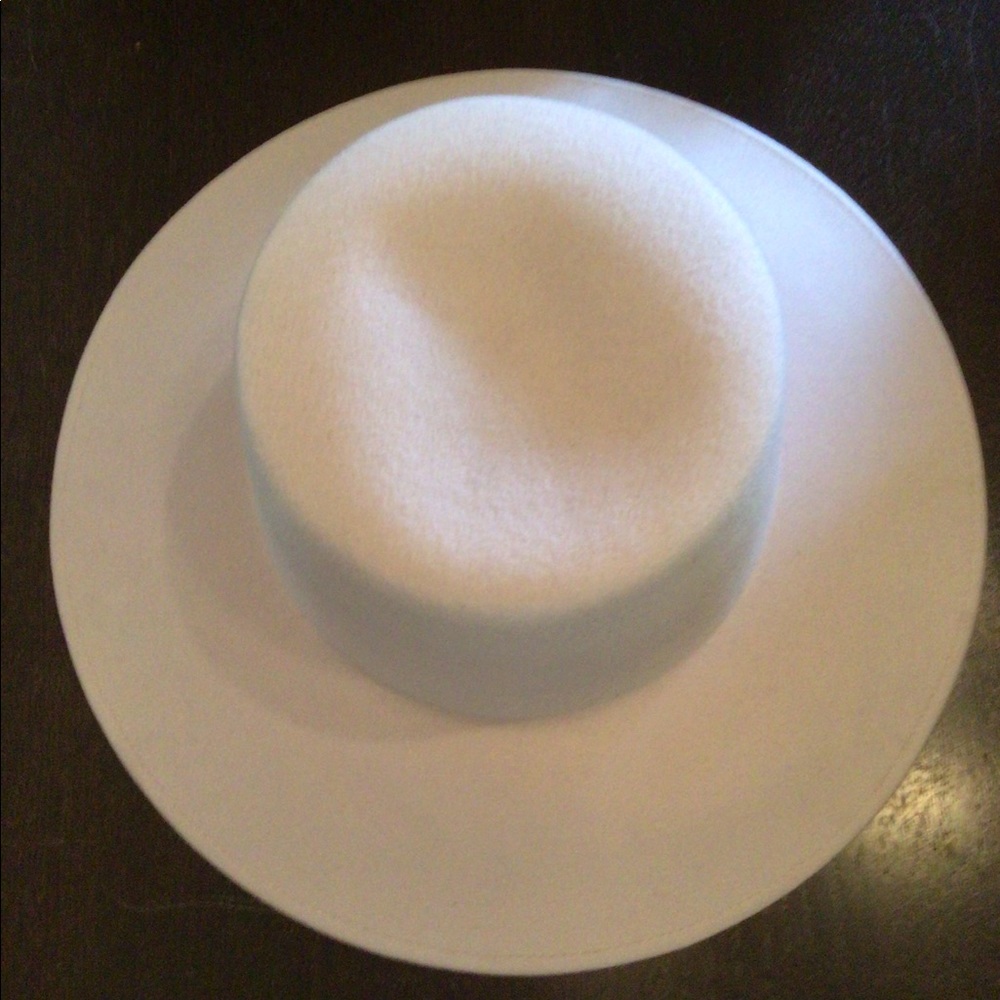 Clearance ❤️🔥❤️🔥💞💞RARE Wyeth lilac high crown wool hat